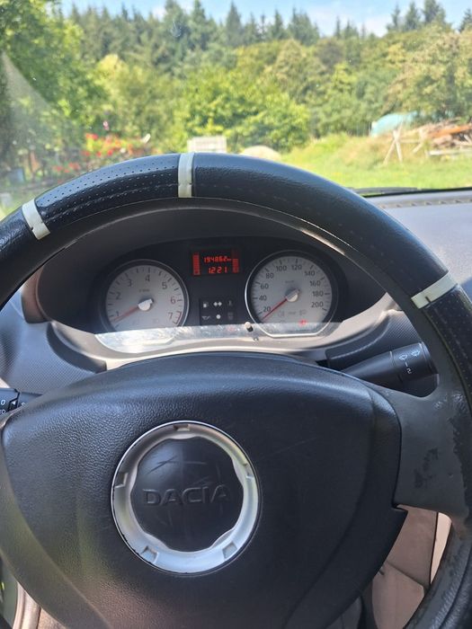 Dacia Logan 1.6 16v an fab. 20011