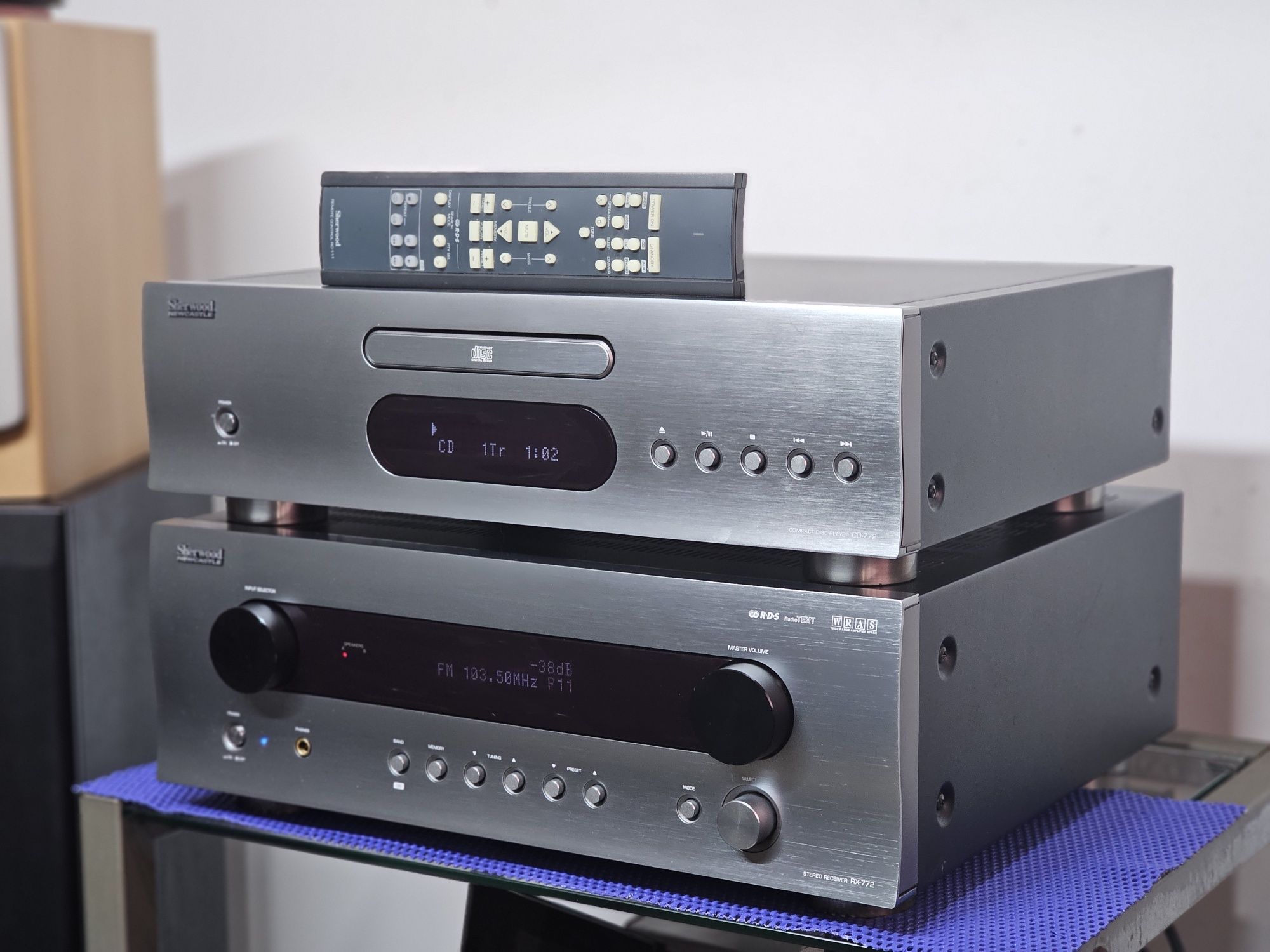 Amplificator Sherwood RX-722 si Cd player CD-722 cu telecomanda