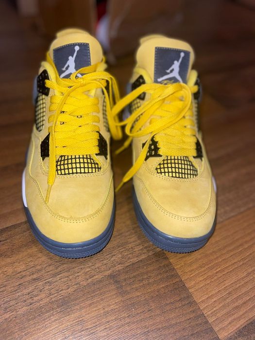 Jordan 4 Taxi noi