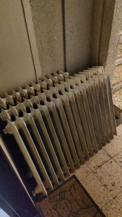 Colectam fier vechi