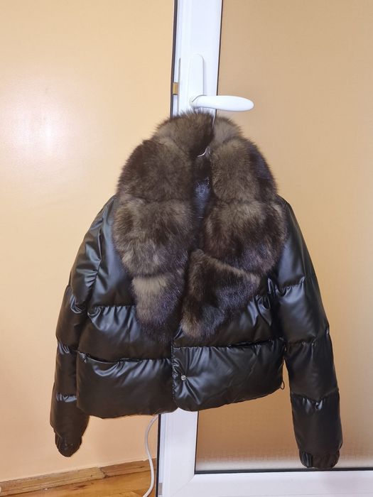 Geaca cu guler din blana naturala de vulpe