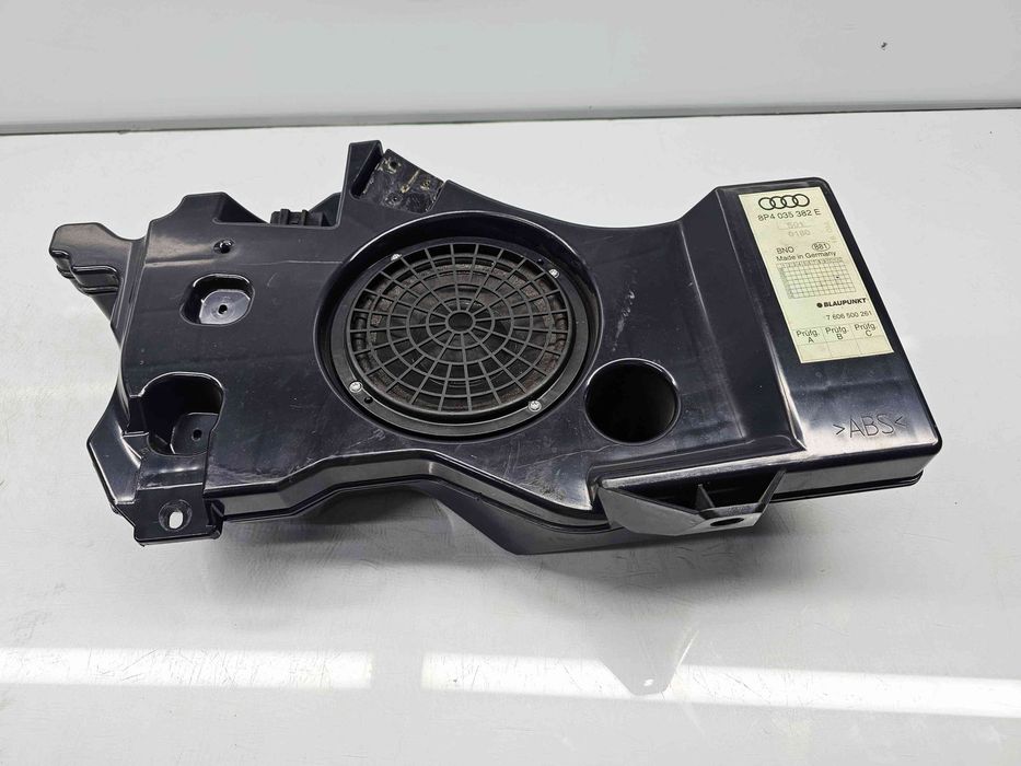 Subwoofer Audi A3 Sportback (8PA) [Fabr 2004-2013] Facelift 8P4035382