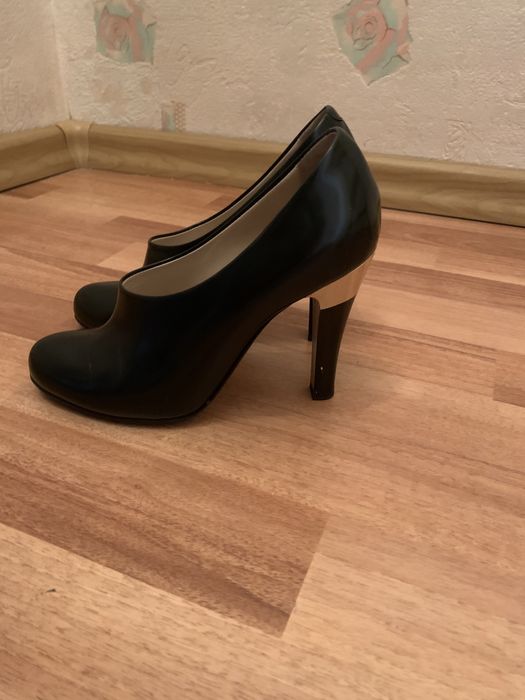 Туфли и ботильоны женские 35 размер