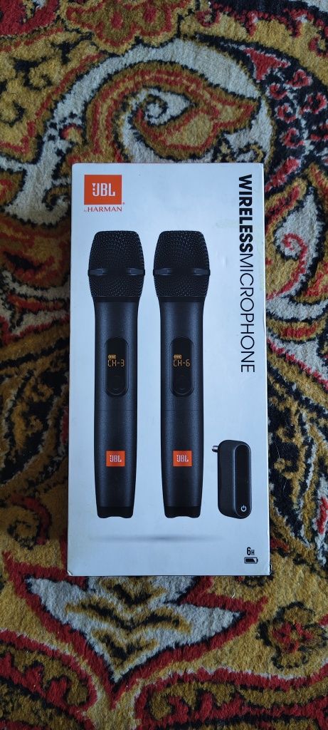 Продам микрофон jbl