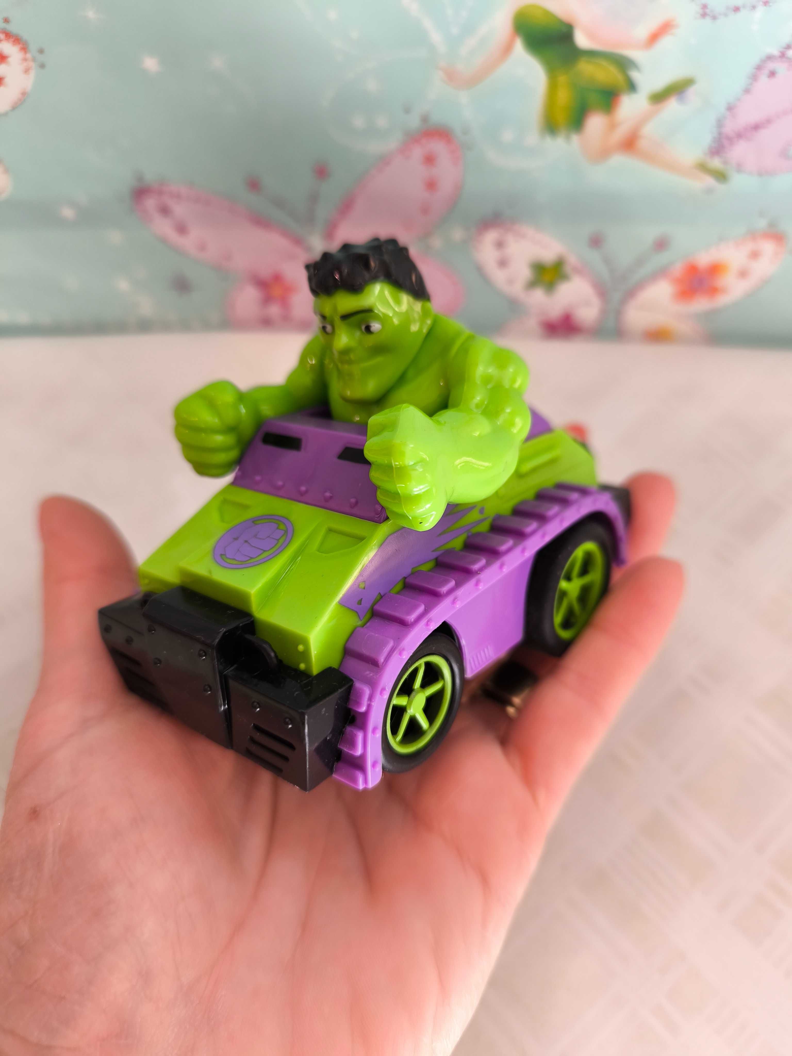 Figurine și mașinuțe  hulk