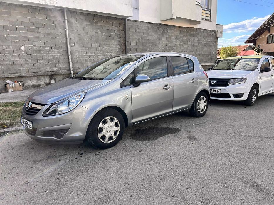 Opel Corsa 2010  .