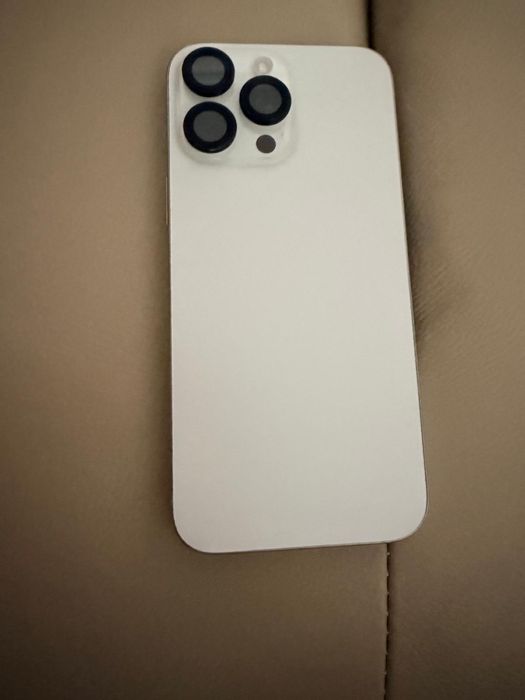 Vand iPhone 16 pro max 256 white