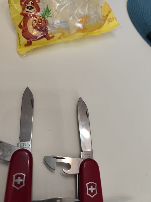 Джобно ножче Victorinox ЦЕНАТА е за БРОЙ