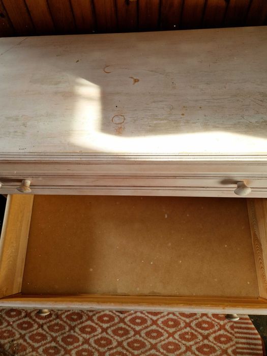 Продавам шкаф / скрин