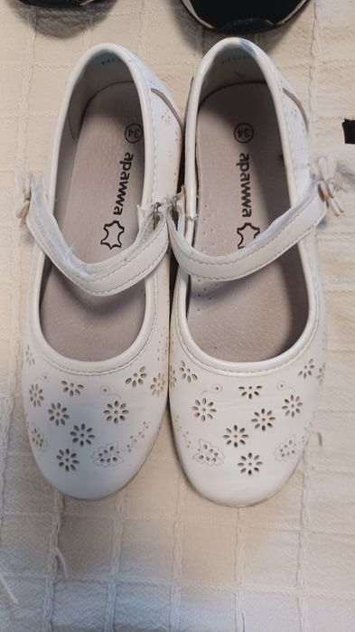 Детски обувки номер 33 и 34 момиче