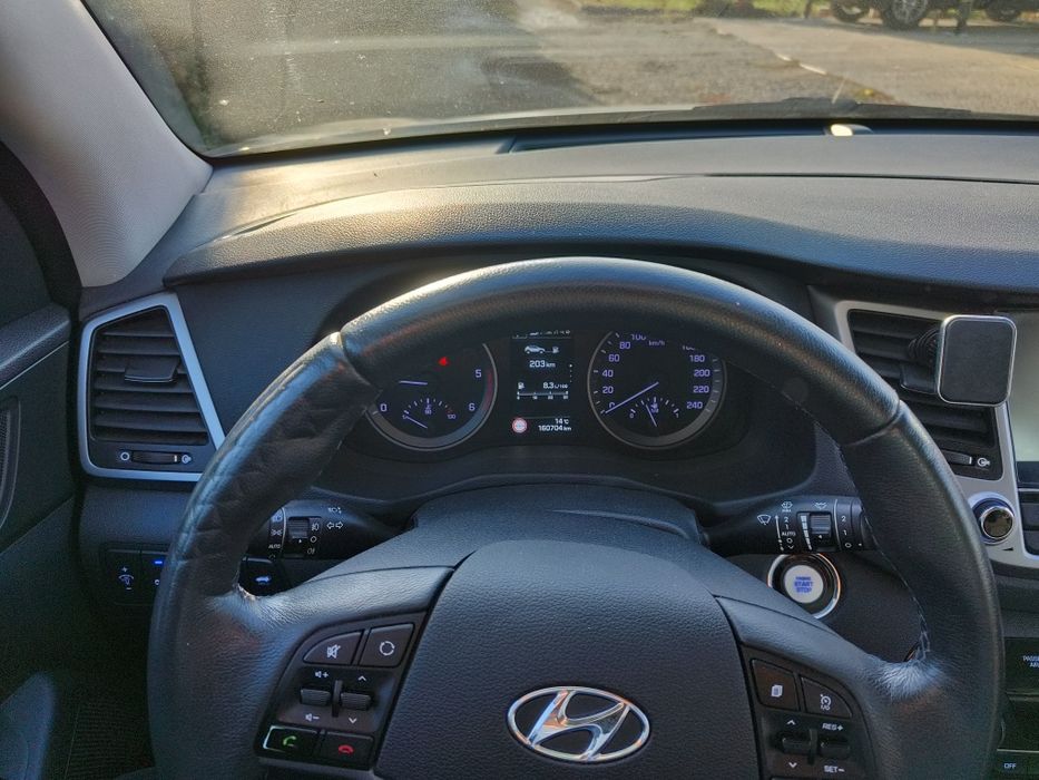 Hyundai Tucson 2.0 crdi, automata 4x4, negru, 185cp, 2016, 161000km
