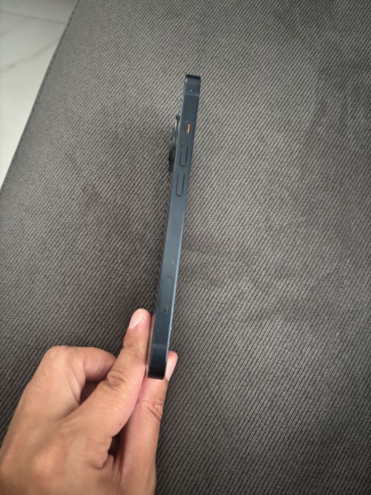 Iphone/Айфон 13 128ГБ/GB black/черен