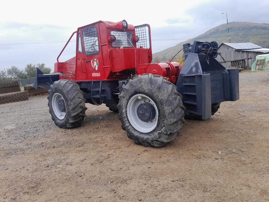 Vand Tractor Articulat Forestier