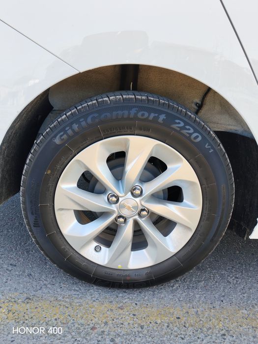 Балон сотилади 4 та