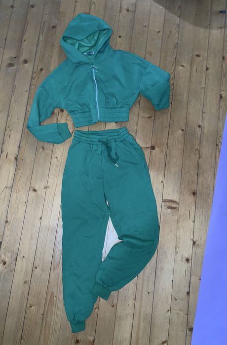 Дамски екипи С и Л размери