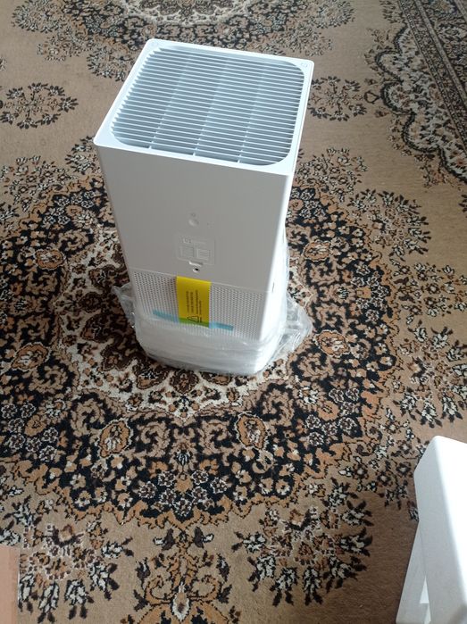 Очиститель воздуха.и неприятных запахов .за пол цены