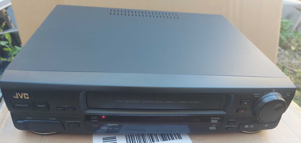 JVC HR-J328E VHS Video Cassette Recorder