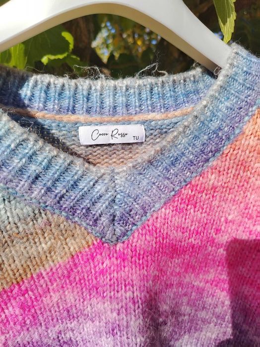 Пуловери дамски плетиво