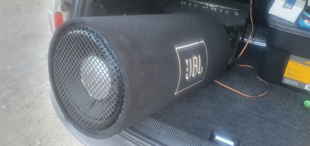 Vand Subwoofer jbl gto 1204br