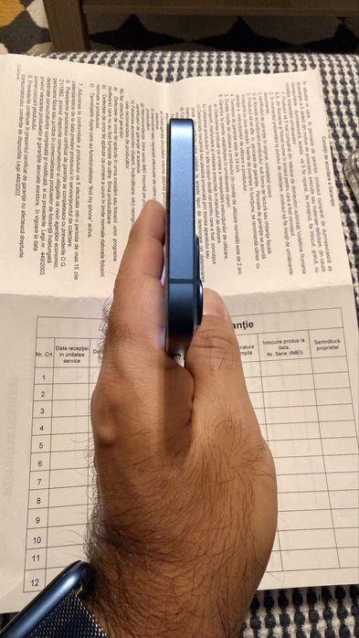 iPhone 13 impecabil, ca nou