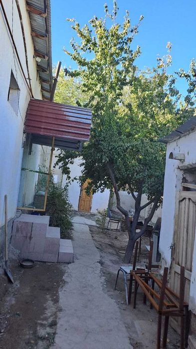 Ақмаңғыт центрында кошпес мулк сатылады!