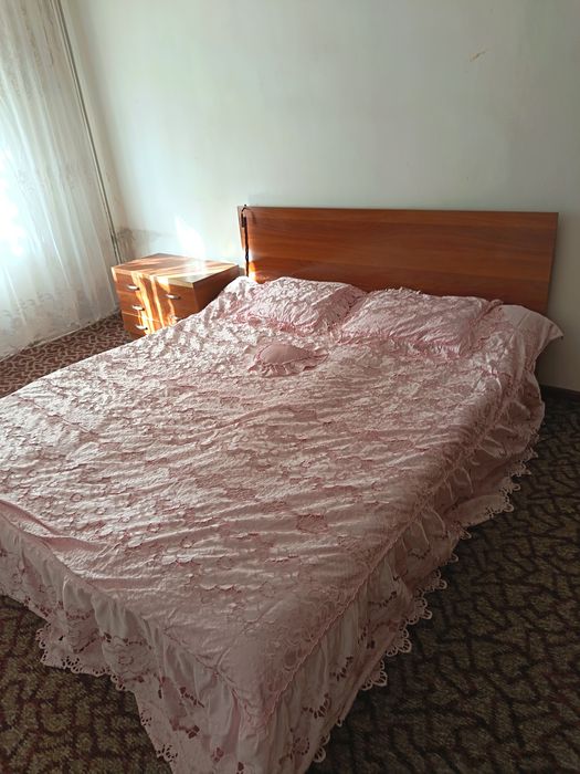 Мебельный гарнитур б/у ручной работы