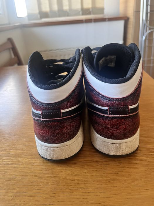 Jordan 1 mid SE editie limitate