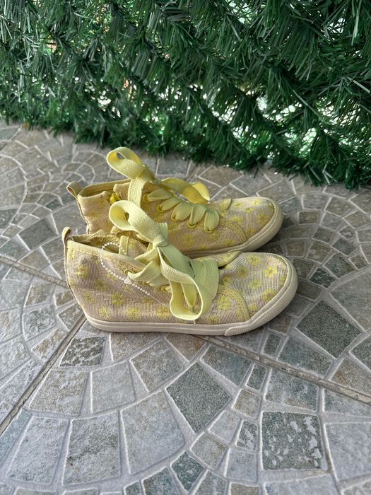 Adidasi copii. Sneakers, pantofi. Marimea 28 (17,1cm).