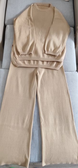 Костюм 46-48 размера