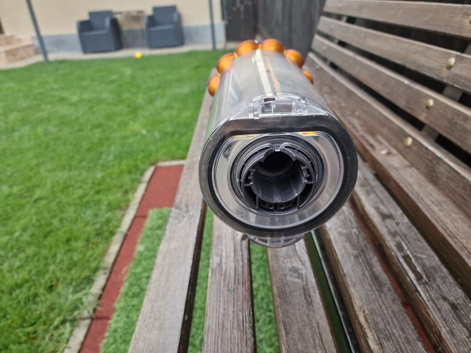 Aspirator vertical Dyson v11 si v15