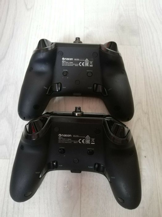 Номер 1 пс4 контролер Nacon Revolution Pro PS4 версия 1 и 2, compact