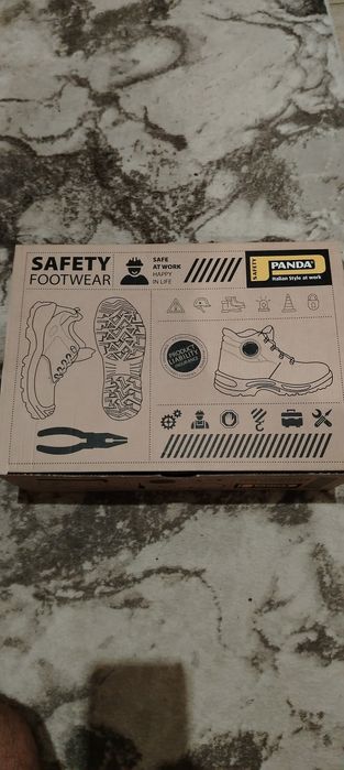 Работни зимни обувки