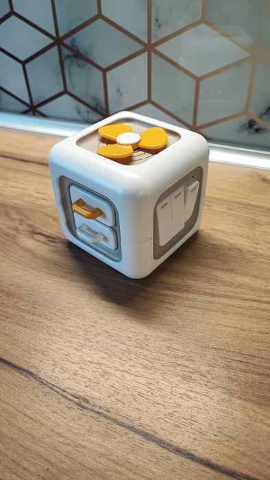 Детски играчки за фината моторика