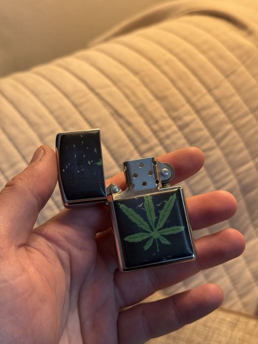 Zippo zip bricheta lighter metalica cremene gratar zippo