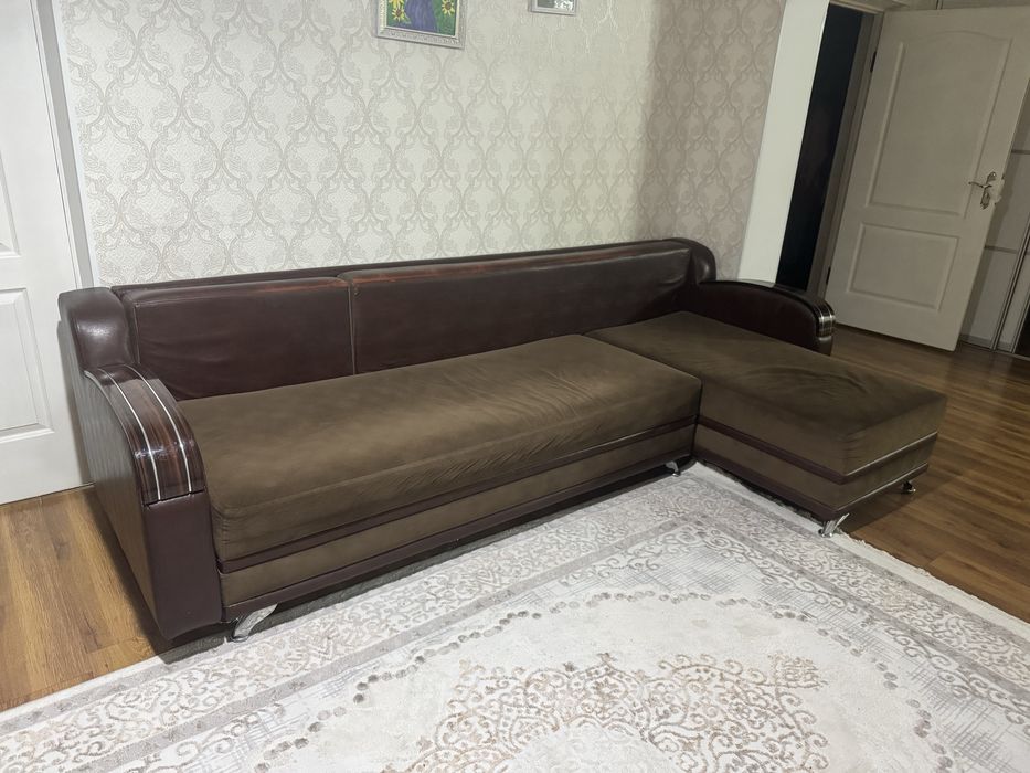 Продам угловой диван