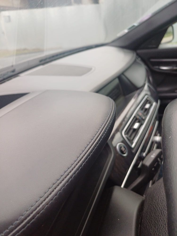 Bmw 750i 4.4i v8 408 cp 2010