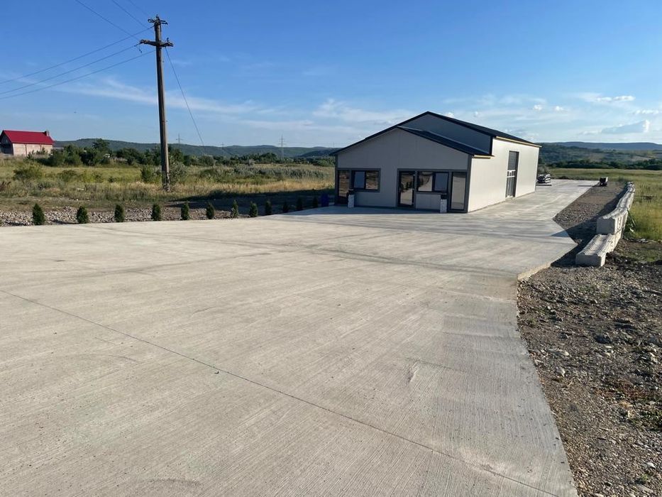 Inchiriez Hala Industriala