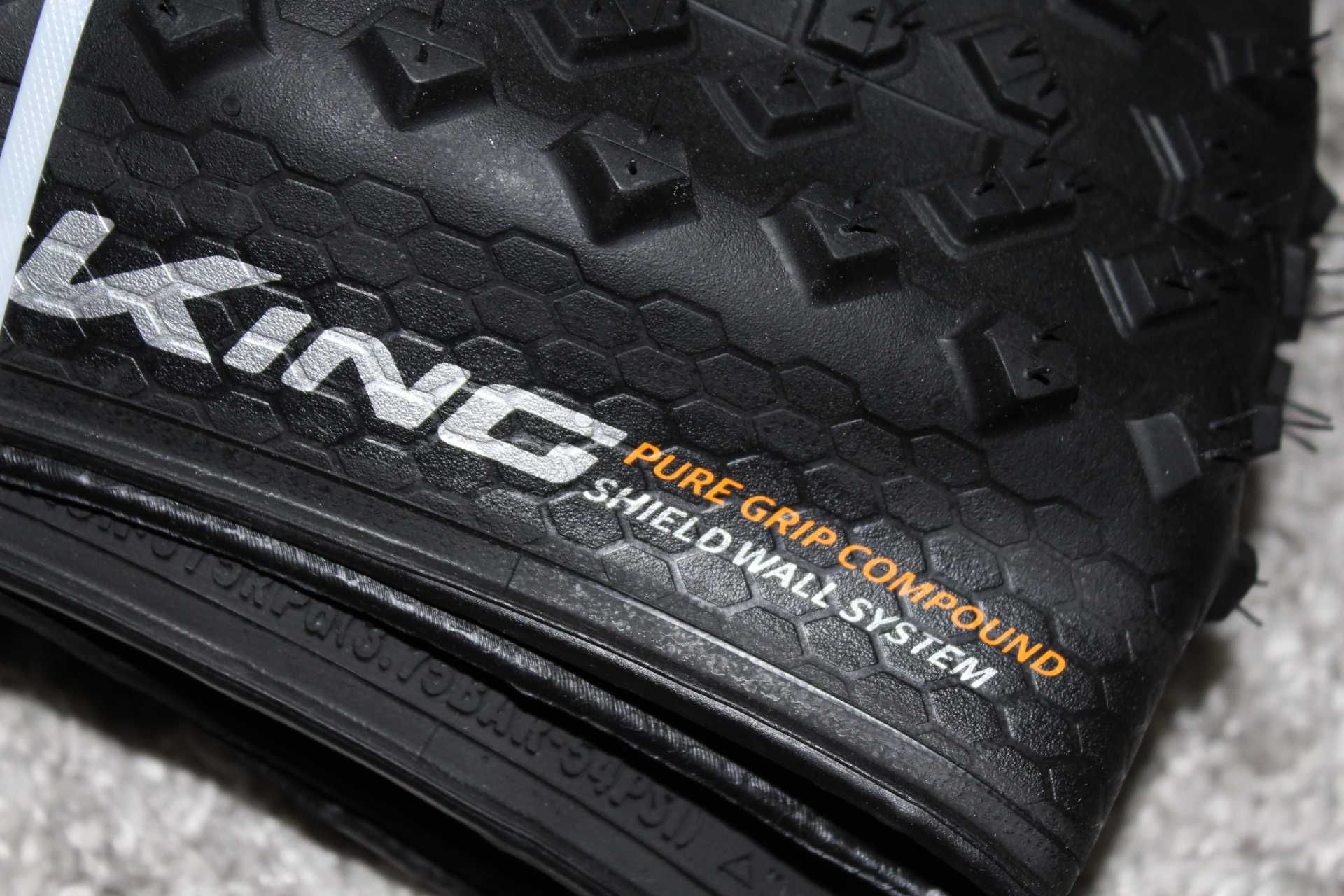 Continental Mountain King 3 ShieldWall Tubeless 27.5x2.3 - pliabil