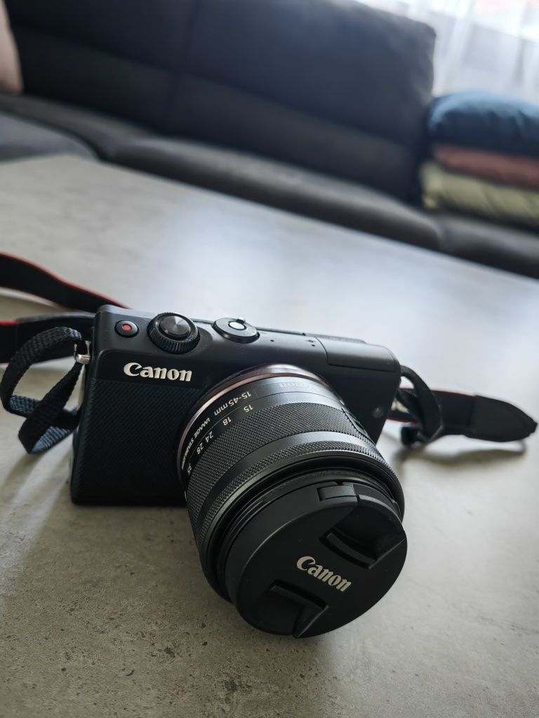 Aparat foto Mirrorless Canon EOS M100, 24.2 MP, Black + Obiectiv 15-45