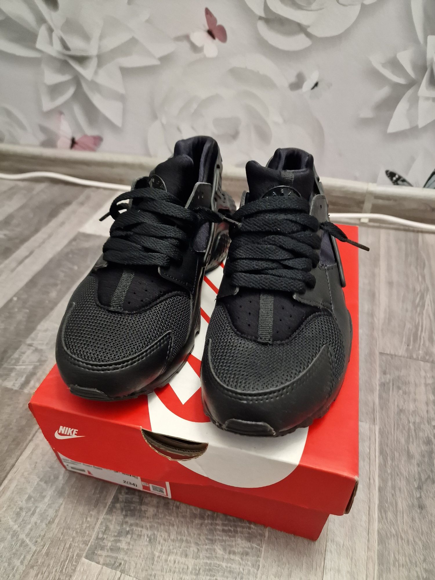 Nike Huarache negru nr 36,5 fit 35-36