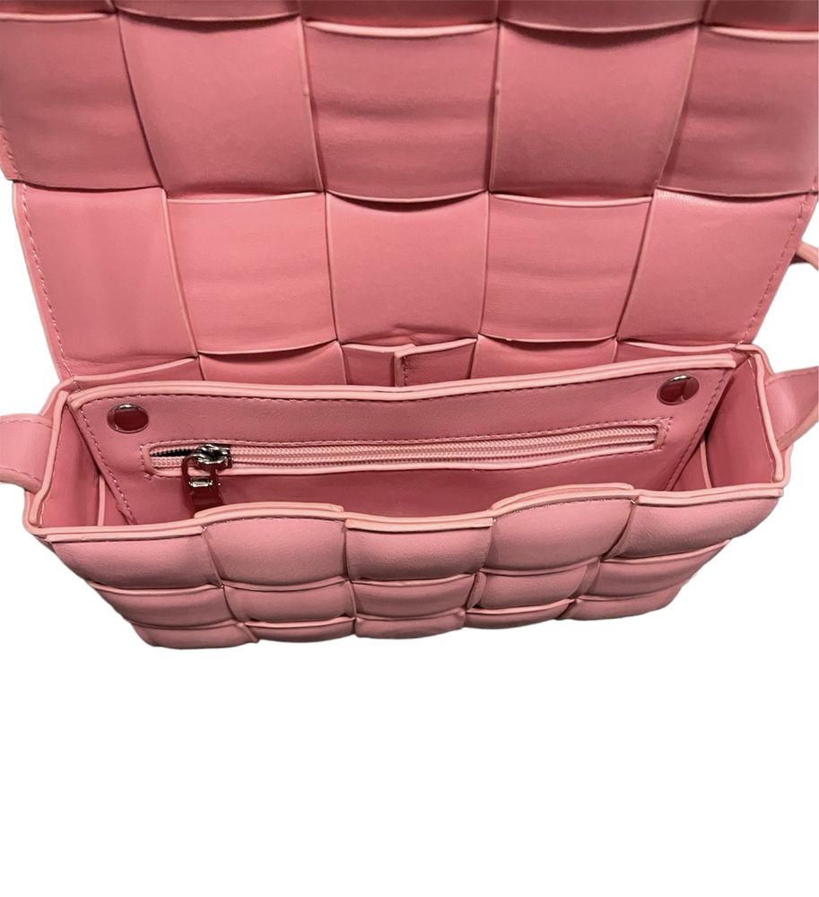 Дамска чанта розова кожа