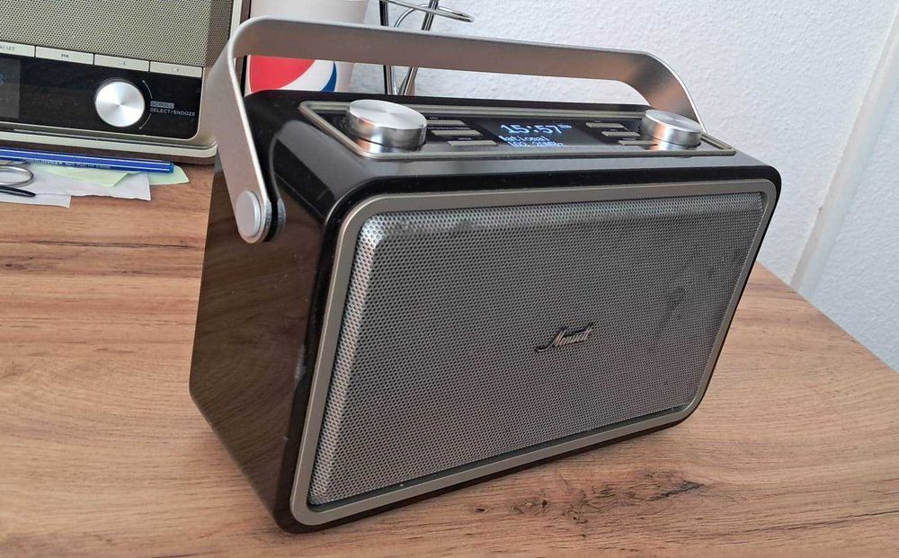 Radio MENUETT cu Bluetooth/NFC/Dab/FM