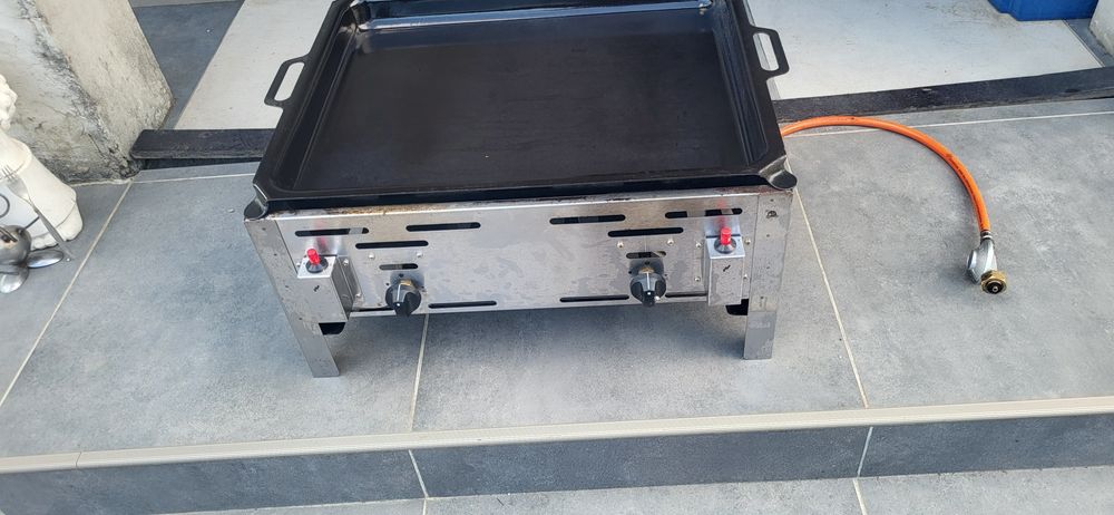 Grill gaz, tava coacere 59x48 cm, inox, 11,6 kW, consum 0,43 m3/ora, p