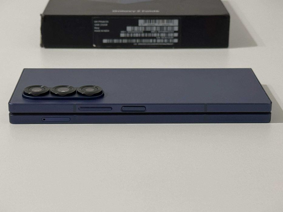 Бартер!Kaто НОВ! Samsung Galaxy Z Fold 6 512/12GB Navy (Син)
