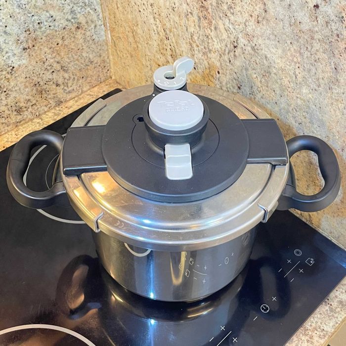 Tefal Clipso модерна Тенджера под налягане 6L