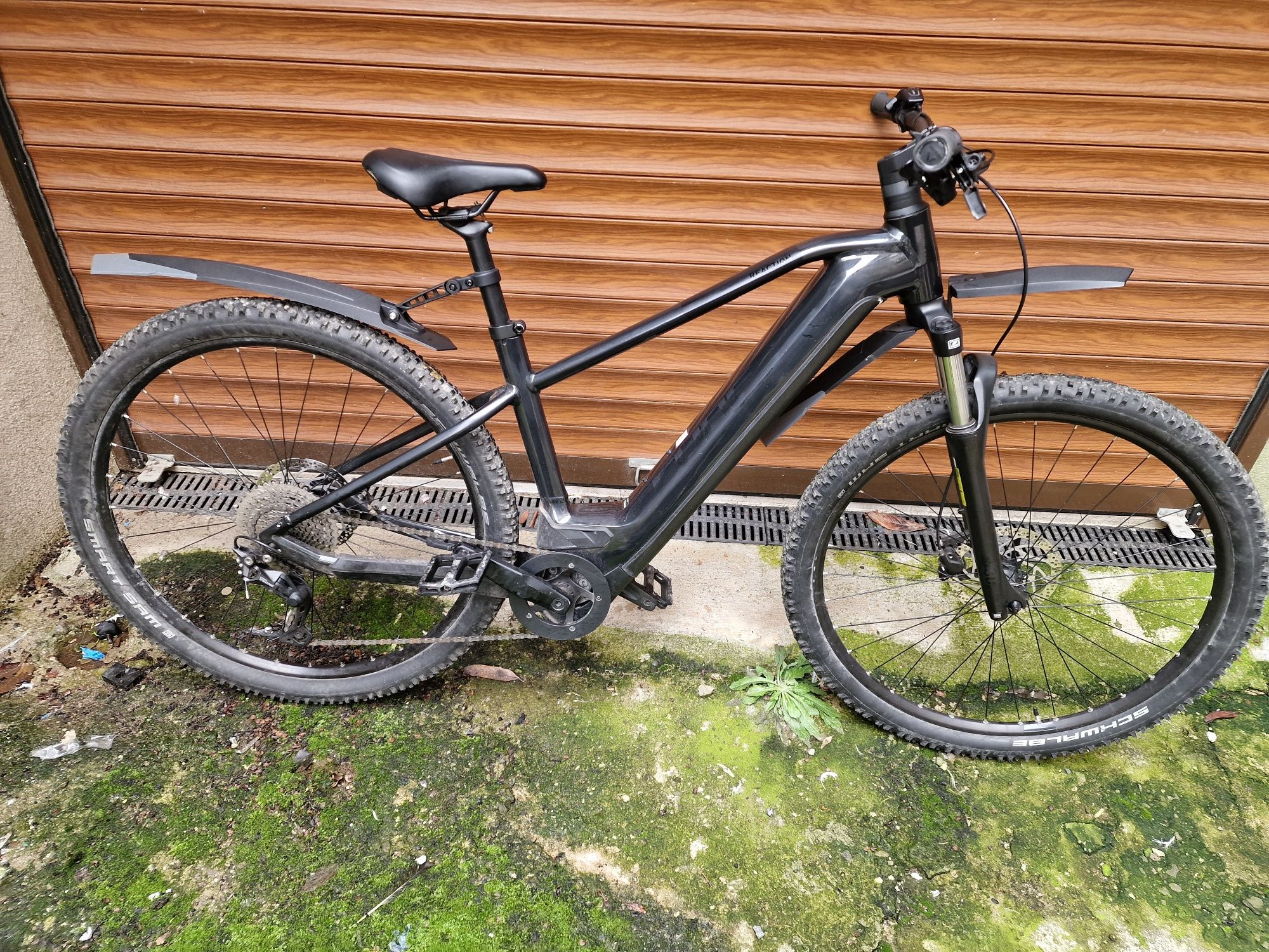 Продавам Cube Reaction Hybrid One 750