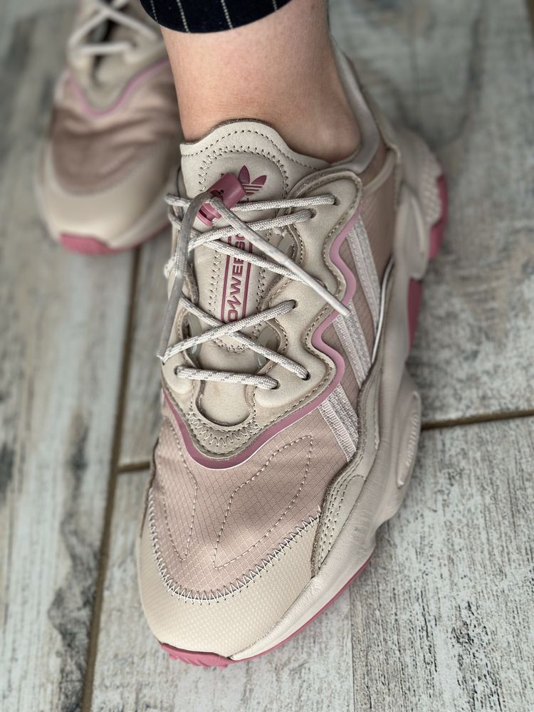 Adidas Ozweego 40 1/3