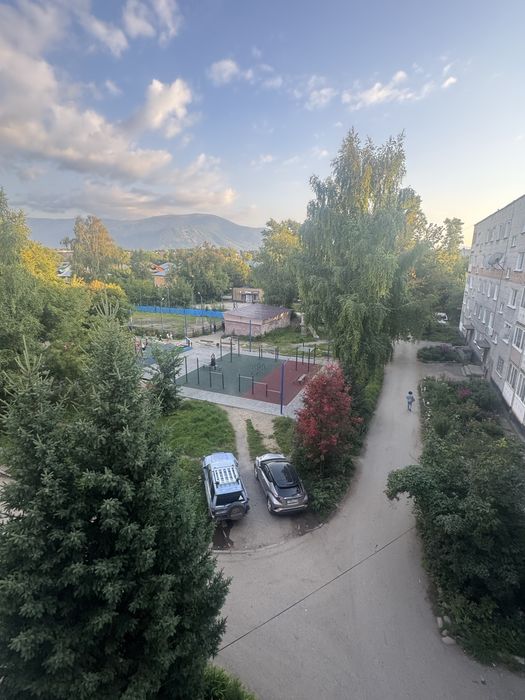 Продам двухкомнатную  квартиру