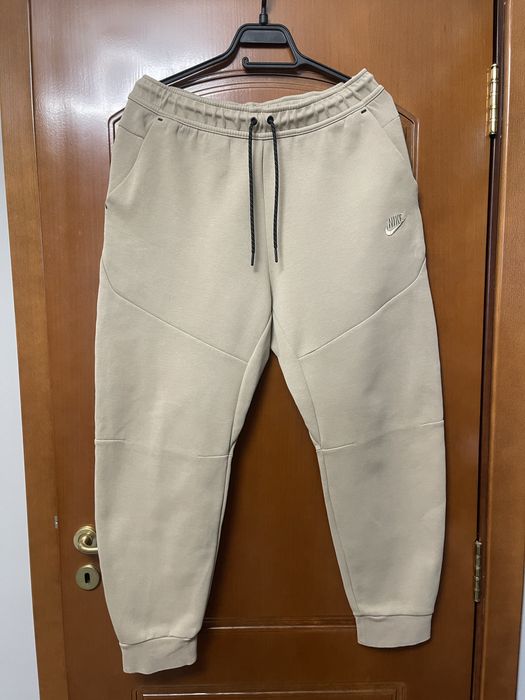 Nike tech fleece (baige)