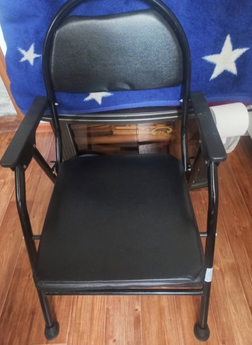 Кресло-туалет совершенно новый и не использовали!